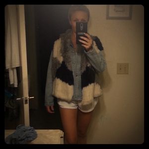 VINCE XS Fur vest